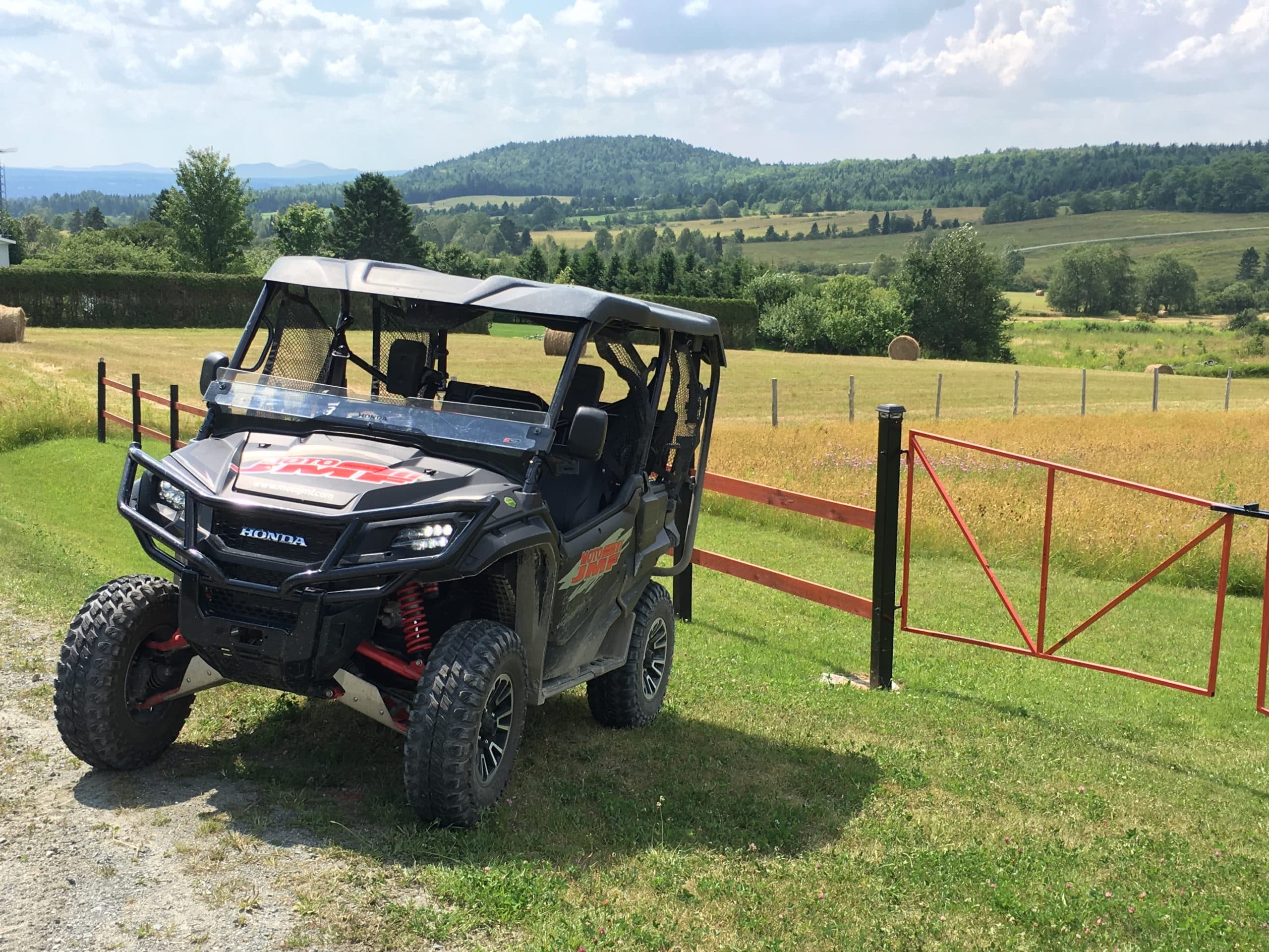Essai du Honda Pioneer 1000 LE 5 places 2017|Essai du Honda Pioneer 1000 LE 5 places 2017