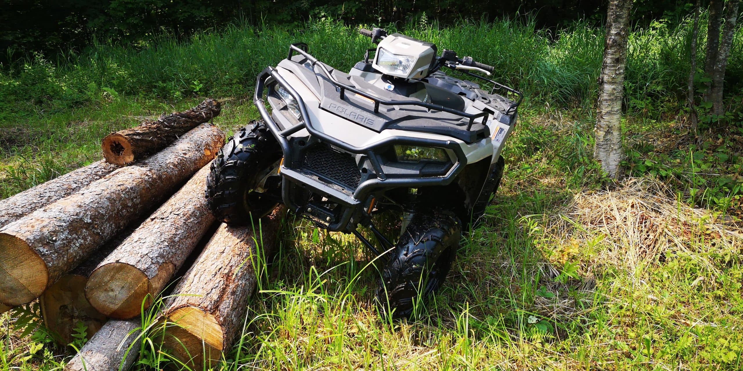 Découverte du Polaris SportsMan 570 EFI 2022 : un VTT pour votre retour dans les sentiers ?