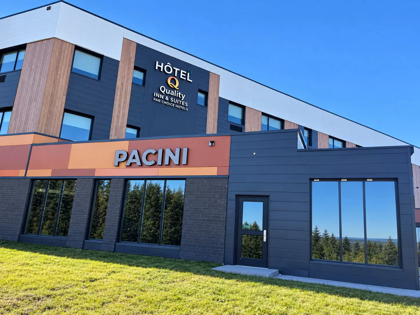 Hôtel Quality Inn & Suites Témiscouata-sur-le-Lac