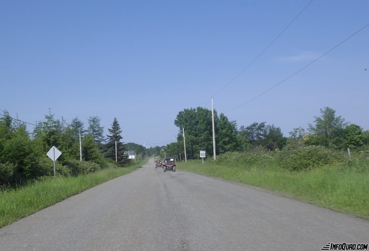 Quad sur les routes du Québec