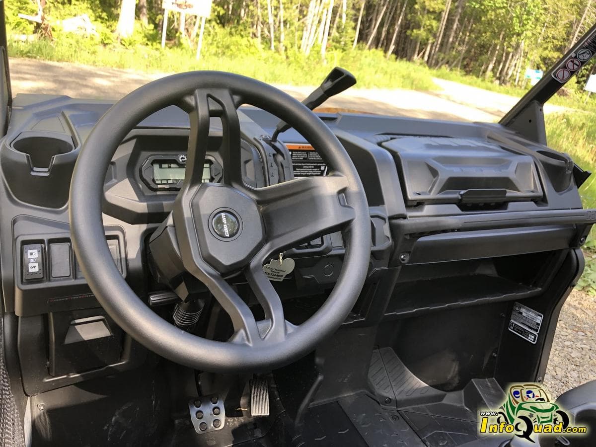 Essai court terme Can-Am Defender HD8 DPS – Un véhicule de travail efficace - VTT - Quads - Quadistes - côte à côte