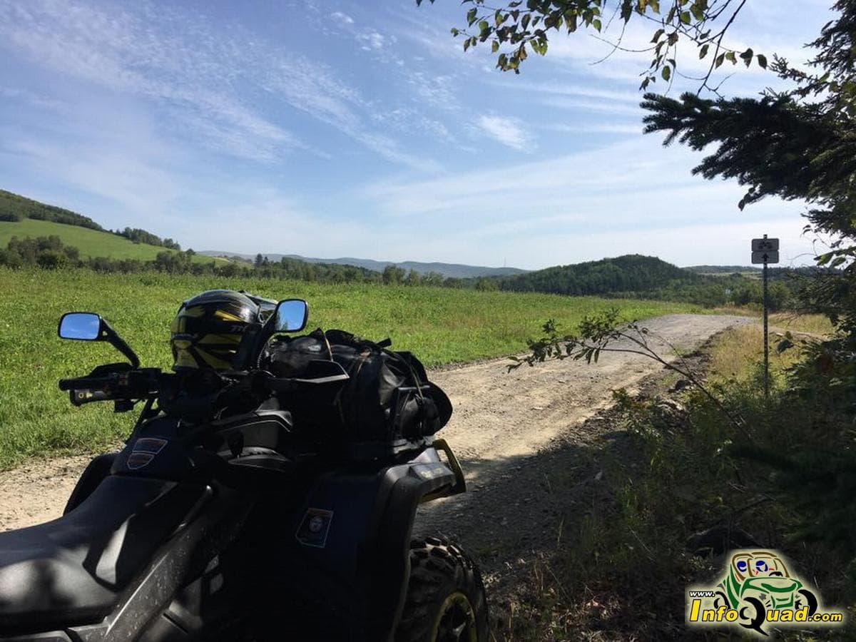 Le grand tour du fleuve - VTT - Quads - Quadistes - côte à côte