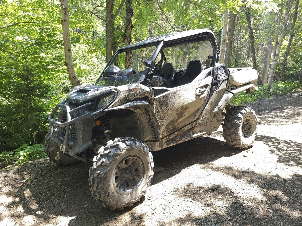 commander xt 1000r