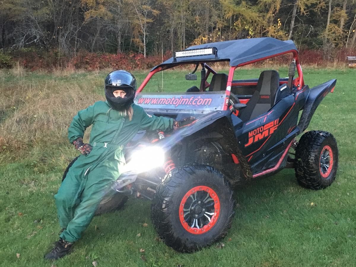 Yamaha YXZ1000R SS SE 2017 côte à côte Yamaha YXZ1000R SS SE 2017 : L'adrénaline à l’état pur!