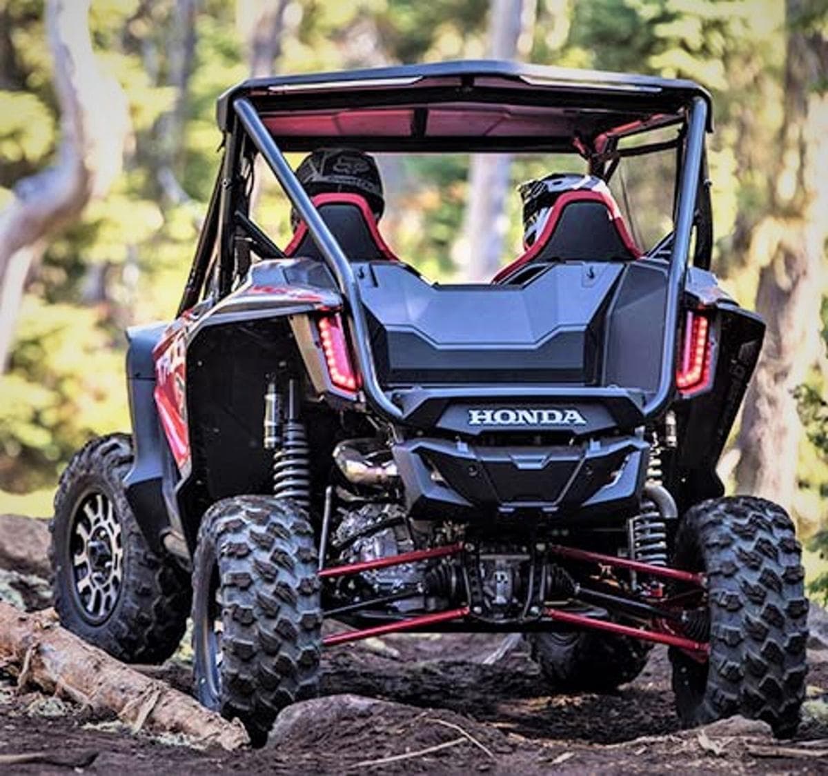 Dévoilement officiel : Honda TALON 1000X et Talon 1000R 2019 - côte-à-côte - quad - VTT Dévoilement officiel : Honda TALON 1000X et Talon 1000R 2019 - côte-à-côte - quad - VTT
