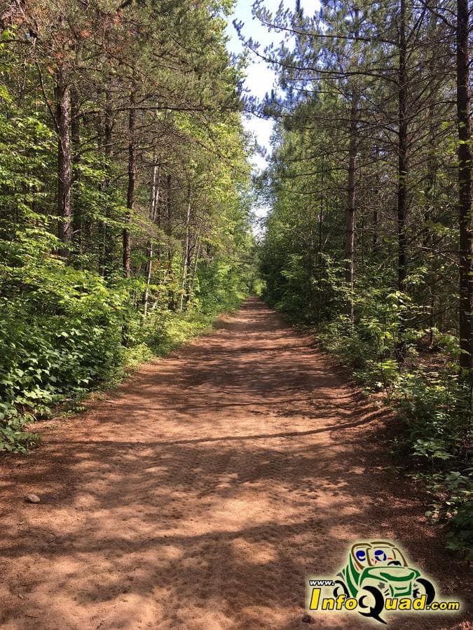 Entre Charlevoix et Saguenay - VTT - QUADISTES - QUADS Entre Charlevoix et Saguenay - VTT - QUADISTES - QUADS