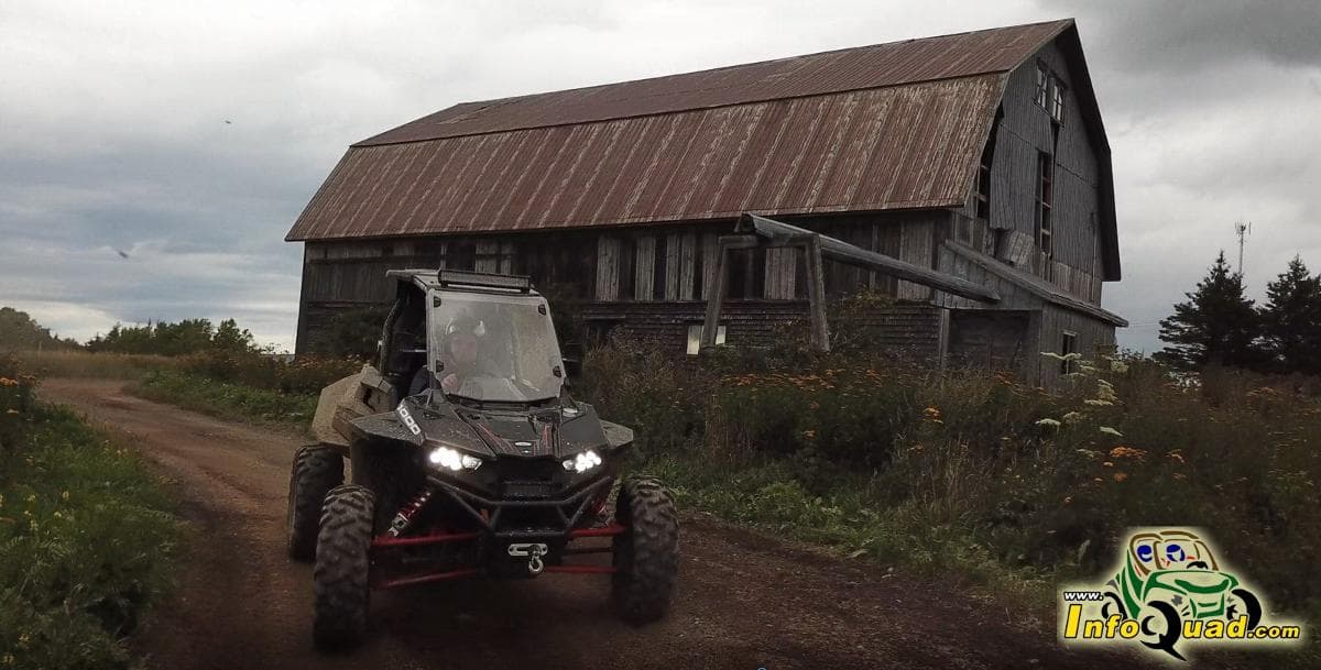 Ce n’est pas un VTT, ni un côte à côte… C’est un RZR RS1?! - quads - quadistes - VTT Ce n’est pas un VTT, ni un côte à côte… C’est un RZR RS1?! - quads - quadistes - VTT