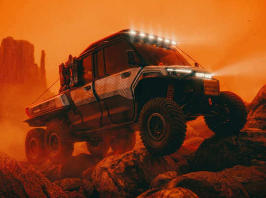 InfoQuad: Can-Am Defender concept