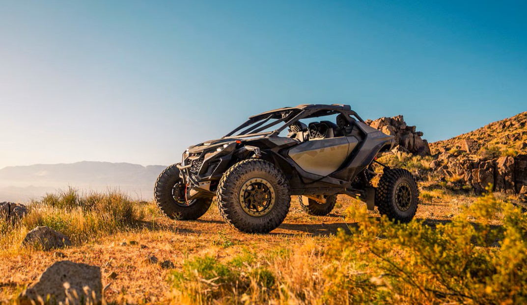 InfoQuad: Can_am Maverick R 2027